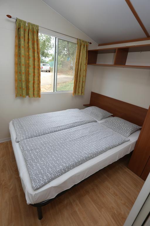 Mobile Homes Comfort Capri Bijela Uvala Mugeba Ngoại thất bức ảnh